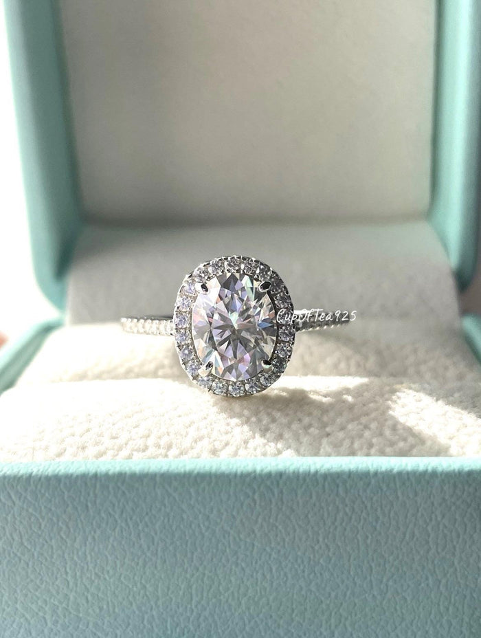 2CT Oval Moissanite Halo Engagement Ring: Sterling Silver 925, VVS DEF