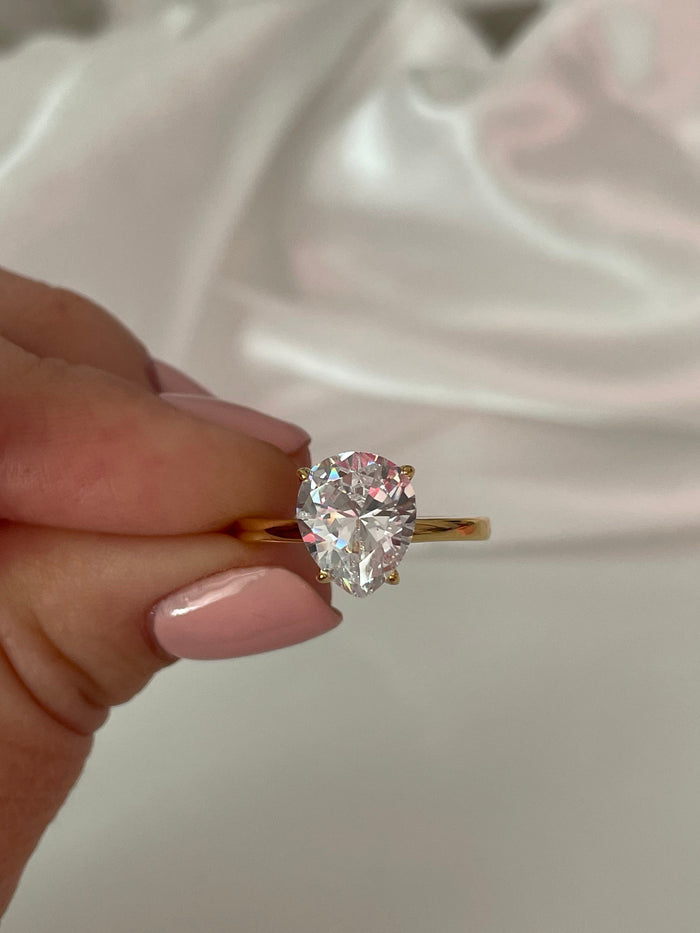 3CT Pear Shaped Engagement Ring in 18K Yellow Gold Vermeil