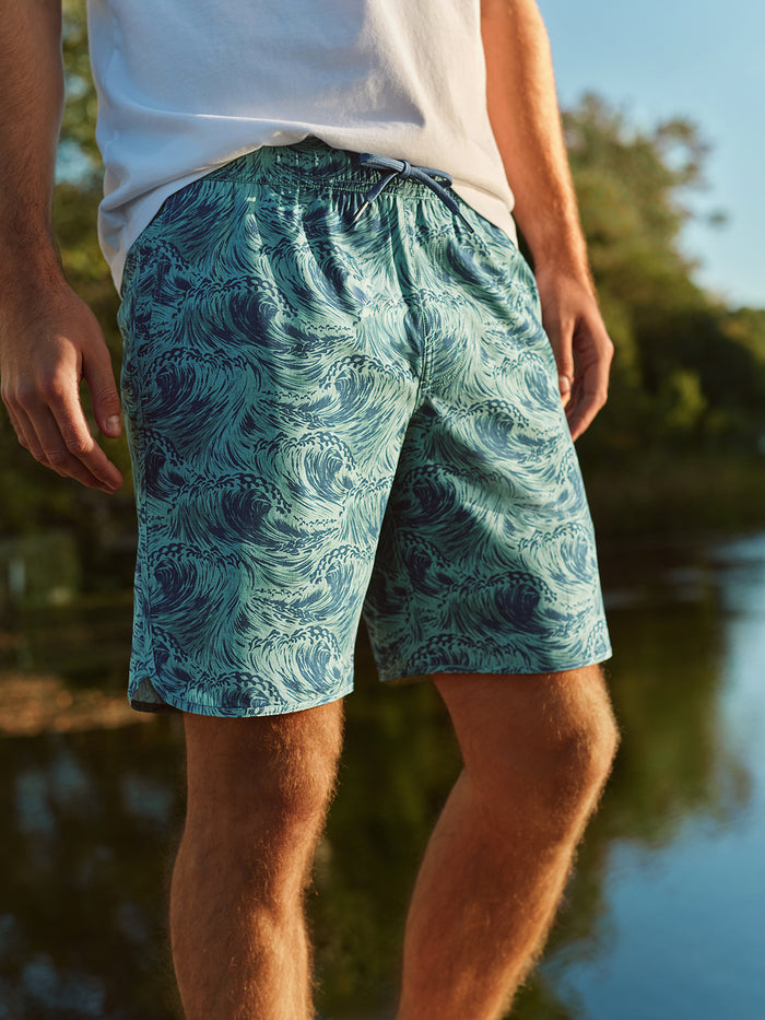 Anchor Trunk | Rushing Waves