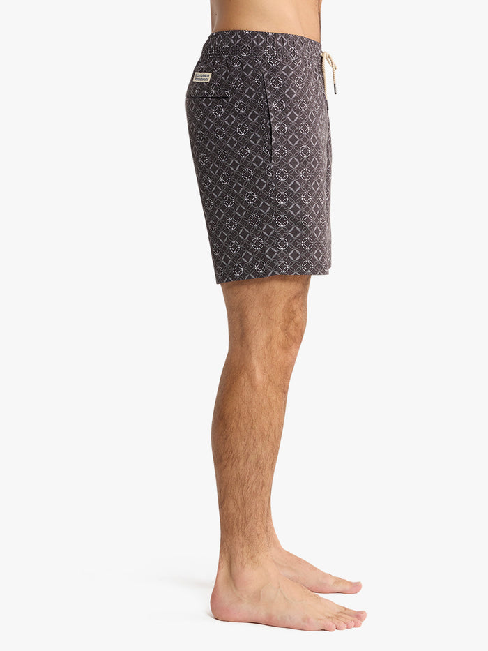 Bayberry Trunk | Sea Circles