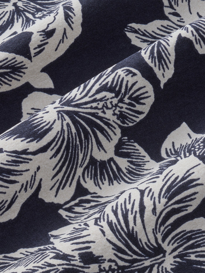 Bungalow Trunk | Black Hibiscus