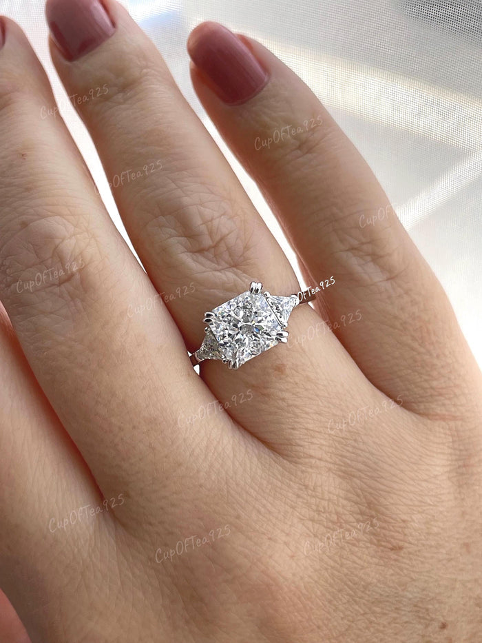 Crushed ice 3CT engagement ring with 8A CZ simulated diamond in sterling silver 925. Engagement ring, promise ring, three stone ring