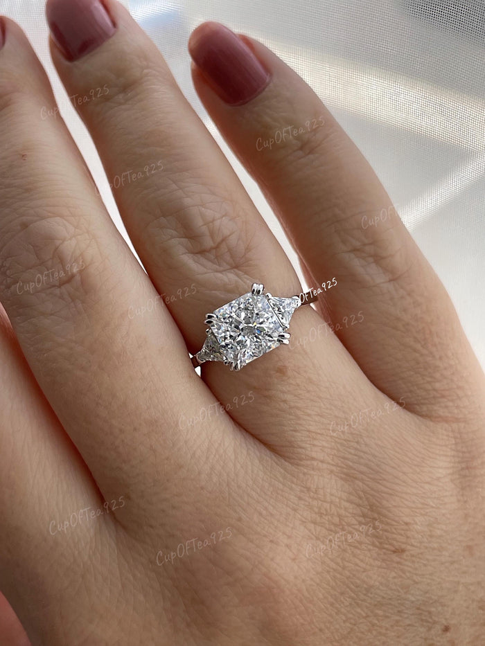 Crushed ice 3CT engagement ring with 8A CZ simulated diamond in sterling silver 925. Engagement ring, promise ring, three stone ring