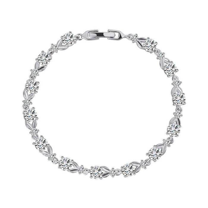 Silver tennis bracelet with round cubic zirconia stones and hinged clasp