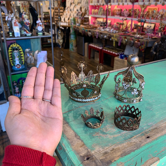 Fancy Crown Flowers