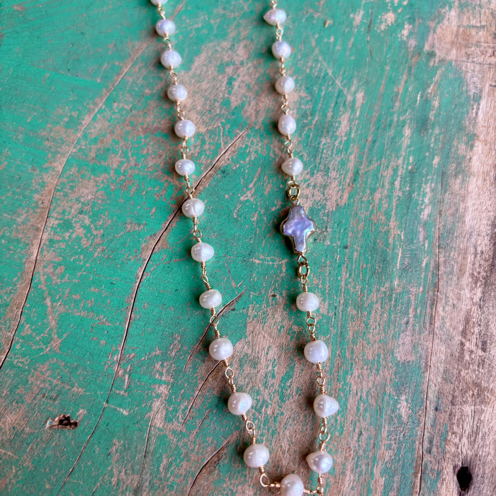 Freshwater Pearl Side Cross Necklace