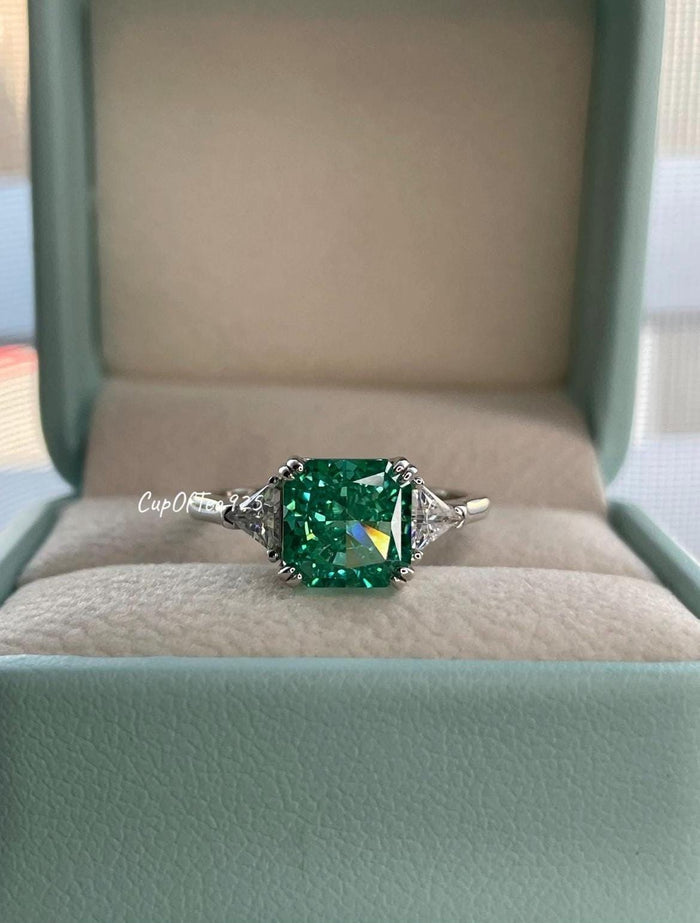 Green Parabia CZ Engagement Ring: Crushed Ice Sterling Silver 3CT