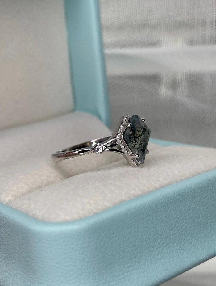 Kite Green Moss Agate Ring: Sterling Silver 925, CZ Diamonds