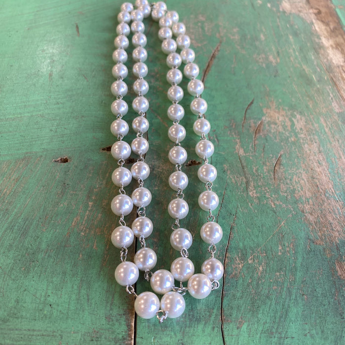 Linked Shell Pearl Necklaces
