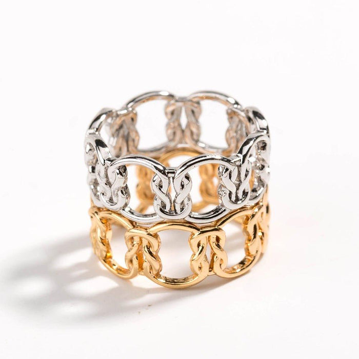 Two-tone love-knot chain ring with gold and silver link panels