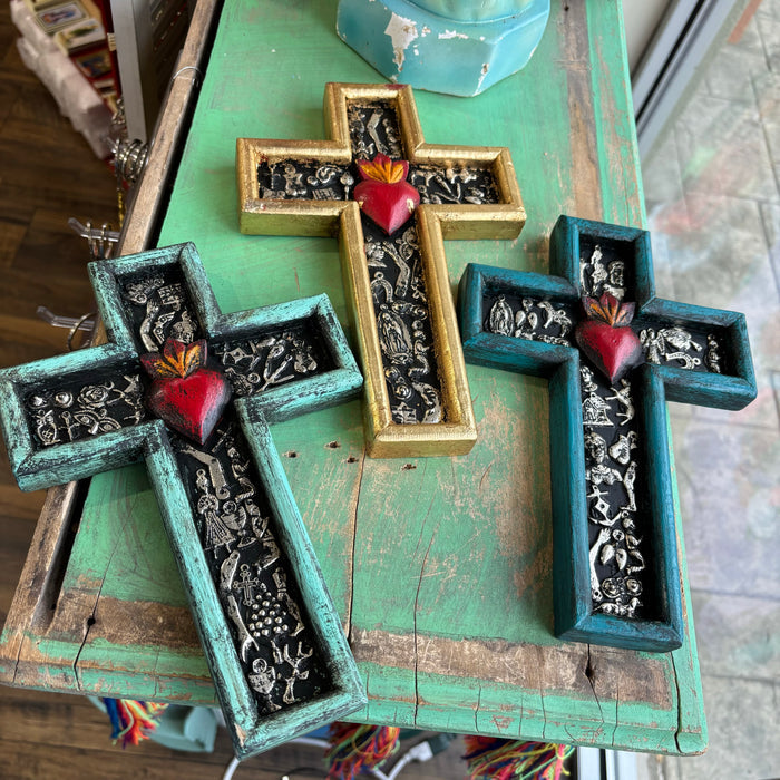 Milagros Medium Shadowbox Cross