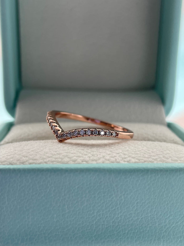 Moissanite. 0.26 CTTW Rose gold over Sterling Silver 925 Chevron Ring with Moissanite, V Ring, Stacking Ring