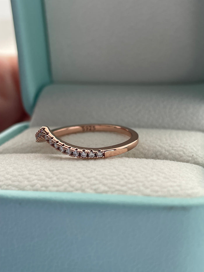 Moissanite. 0.26 CTTW Rose gold over Sterling Silver 925 Chevron Ring with Moissanite, V Ring, Stacking Ring