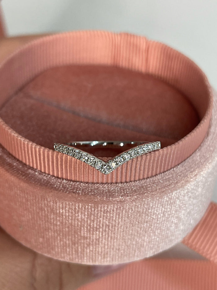 Moissanite. 0.26 CTTW Sterling Silver 925 Chevron Ring with Moissanite, V Ring, Stacking Ring,rose gold, yellow gold