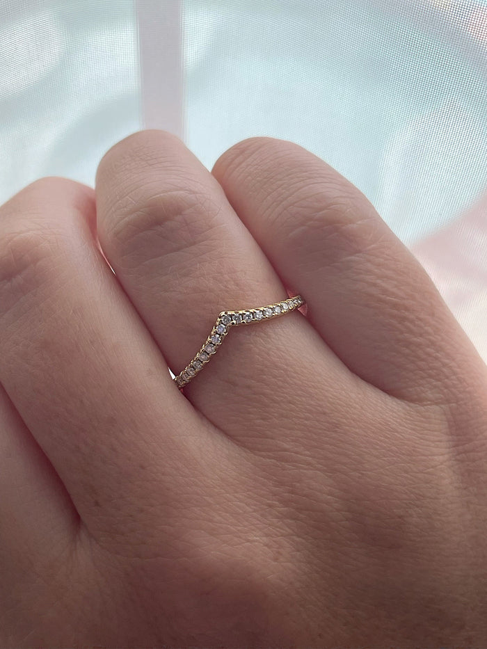 Moissanite. 0.26 CTTW Sterling Silver 925 Chevron Ring with Moissanite, V Ring, Stacking Ring,rose gold, yellow gold