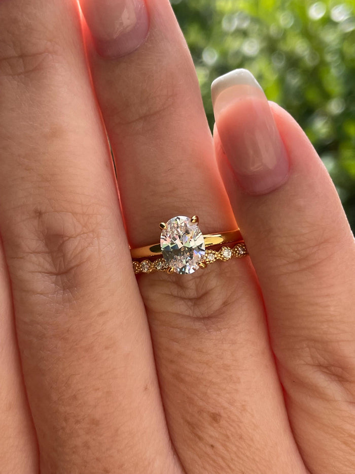 Moissanite bridal ring set with 1.5CT oval cut Solitare engagement ring and art deco band in silver 925, yellow gold, rose gold