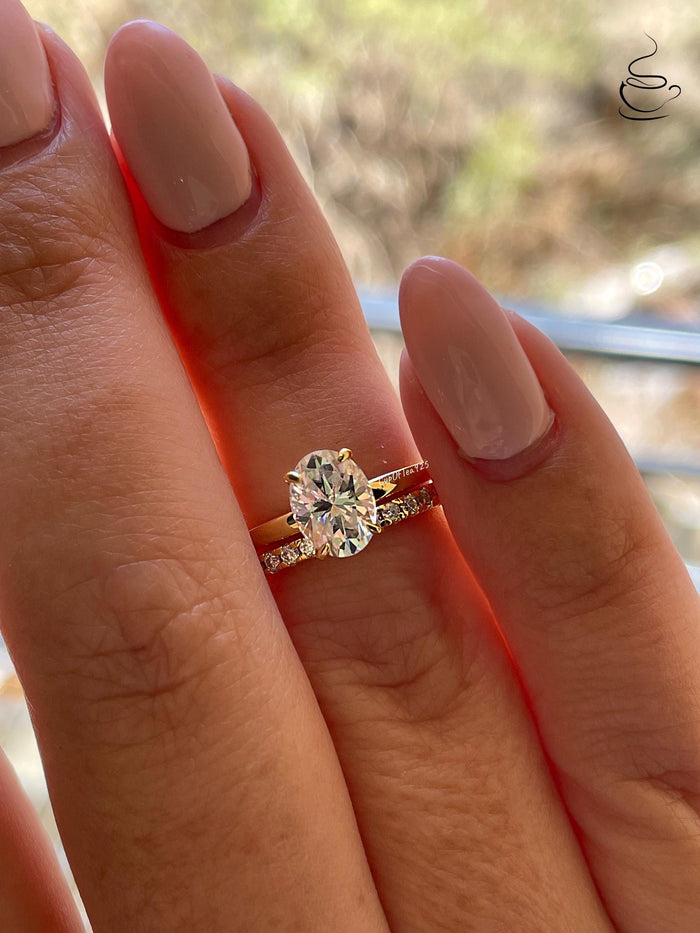 Moissanite engagement ring set. Gold vermeil, Sterling Silver 925 bridal set with 1.5CT oval cut moissanite or CZ diamonds.