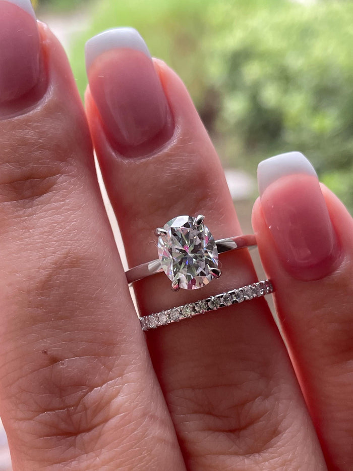 Moissanite engagement ring set. Sterling Silver 925 bridal set with 2CT oval cut moissanite solitaire ring and half eternity wedding band