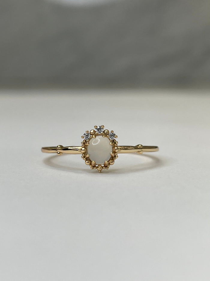 Natural moonstone ring. Yellow gold over Sterling silver 925 ring with natural moonstone
