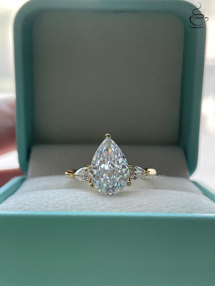 New In! 3 carat crushed ice simulated diamond pear shaped engagement ring in silver 925, yellow gold vermeil ring, gift for her