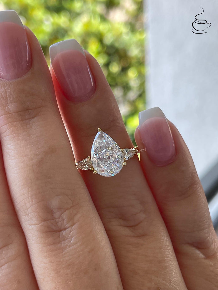 New In! 3 carat crushed ice simulated diamond pear shaped engagement ring in silver 925, yellow gold vermeil ring, gift for her