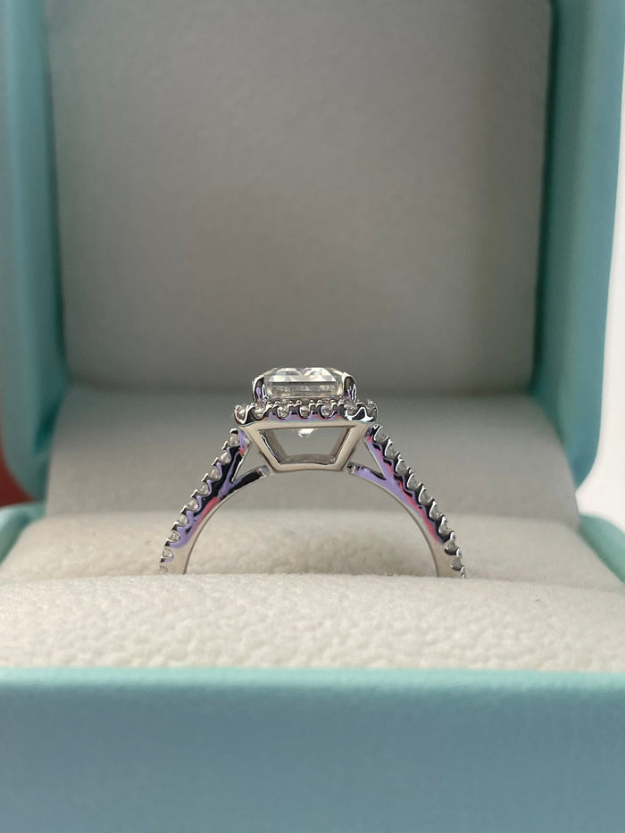 New In! 3.75 TCTW Moissanite. Sterling Silver 925 engagement ring 3CT emerald halo DEF VVS moissanite
