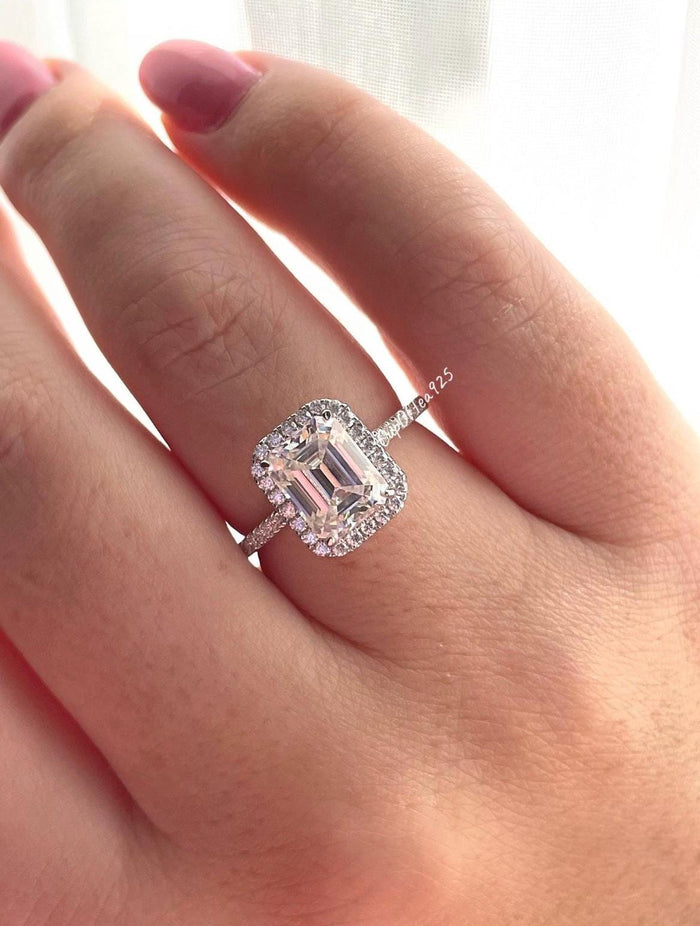 New In! 3.75 TCTW Moissanite. Sterling Silver 925 engagement ring 3CT emerald halo DEF VVS moissanite