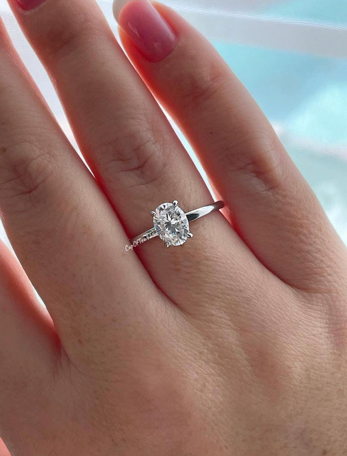 New In! Moissanite Bridal Set. Sterling Silver 925 the fines D color VVS 1.5CT Oval Cut Certified Moissanite Engagement Ring + wedding band