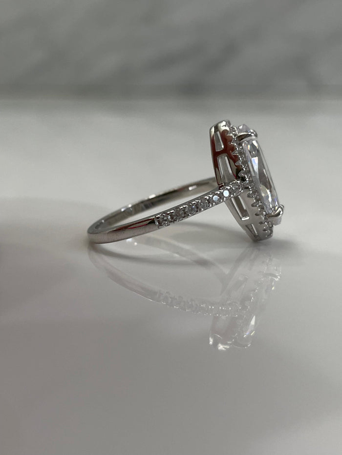 New In! Sterling Silver 925 engagement ring with 2CT marquise CZ diamond halo