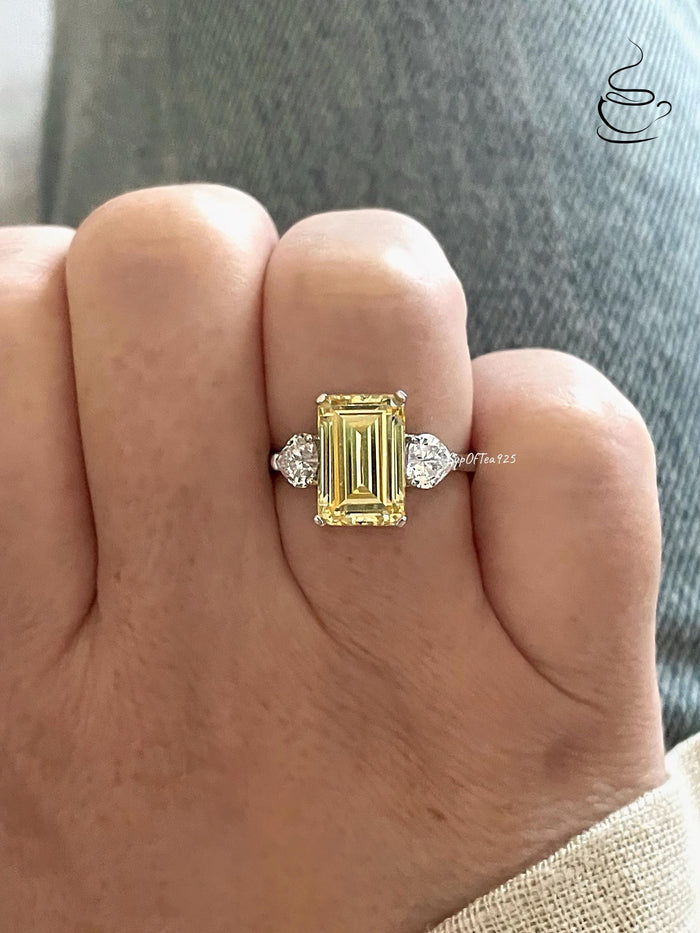 New In! Sterling Silver 925 engagement ring with 3.5CT yellow canary emerald cut CZ simulated diamond