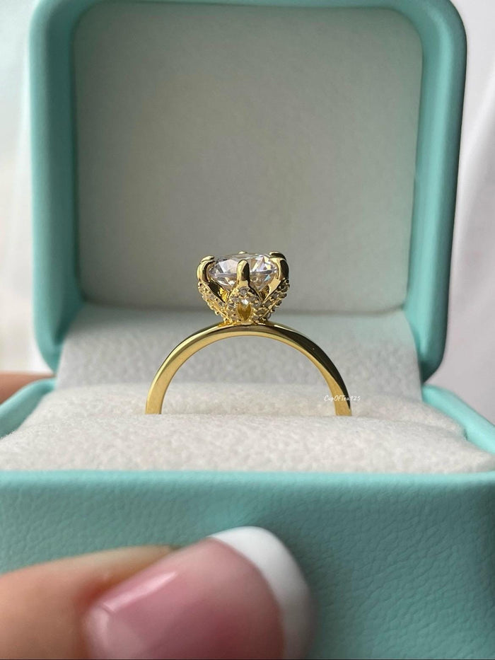 New In! The Bella. Yellow Gold over Sterling Silver 925 2CT round brilliant cut simulated diamond engagement ring, promise ring