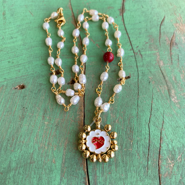 Passion Pearl Necklace