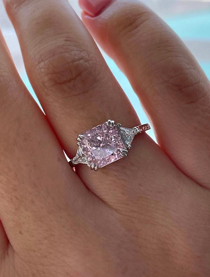 Pink diamond engagement ring Crushed ice 3CT pink CZ simulated diamond in sterling silver 925. Engagement ring, promise ring, 3 stone ring