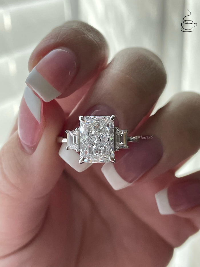Radiant Cut CZ Engagement Ring 3.5CT crushed ice cut, Sterling Silver 925