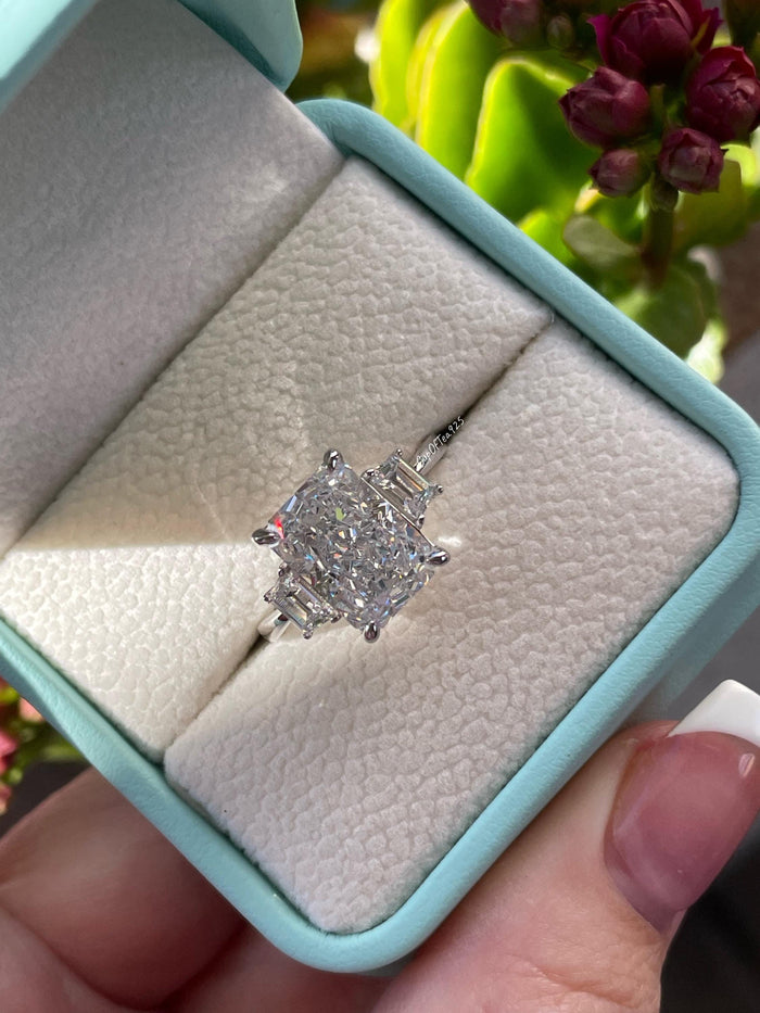 Radiant Cut CZ Engagement Ring 3.5CT crushed ice cut, Sterling Silver 925