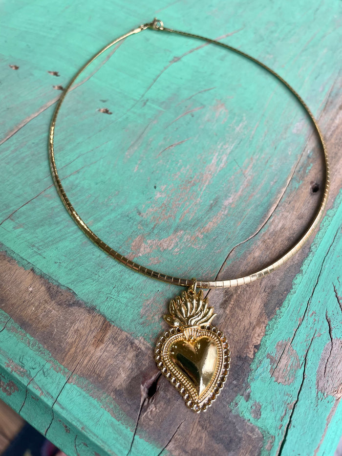 Necklace / Gold