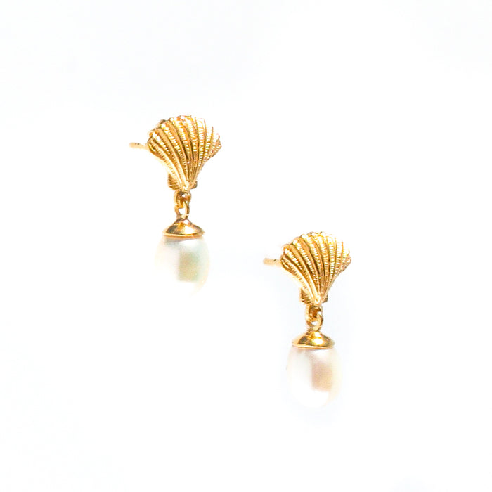 GOLD SHELL STUD EARRINGS