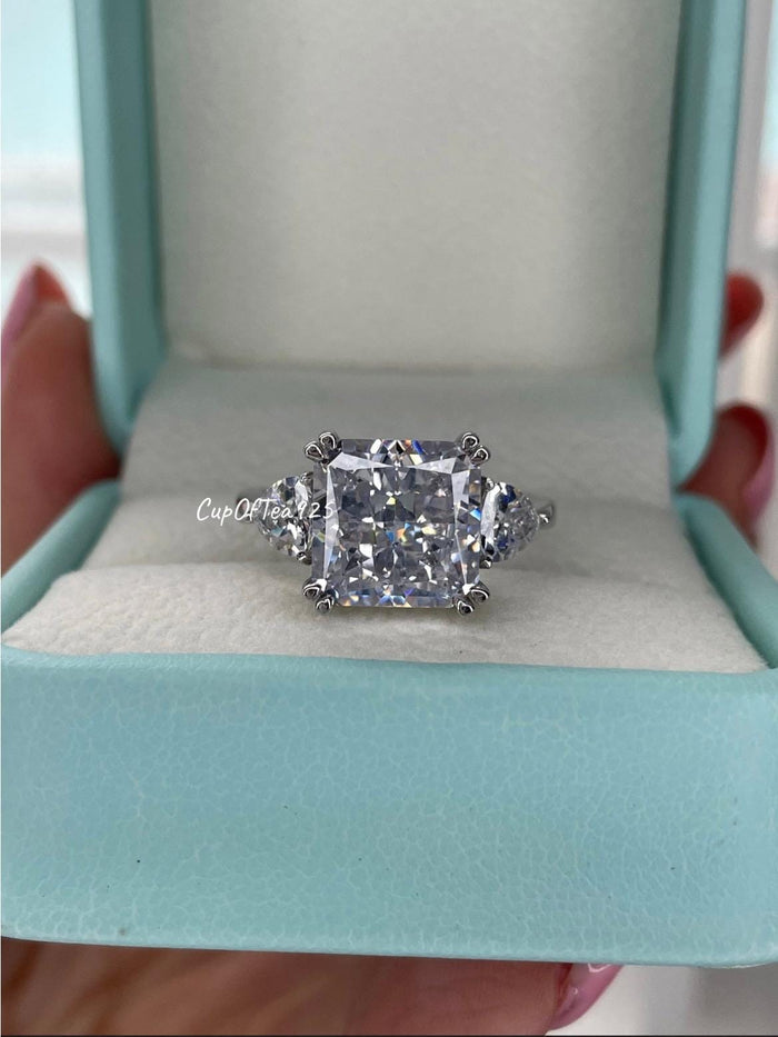Sterling Silver 925 engagement ring with 3CT 5CT crushed ice square radiant cut 8A CZ diamond, 3 stone ring