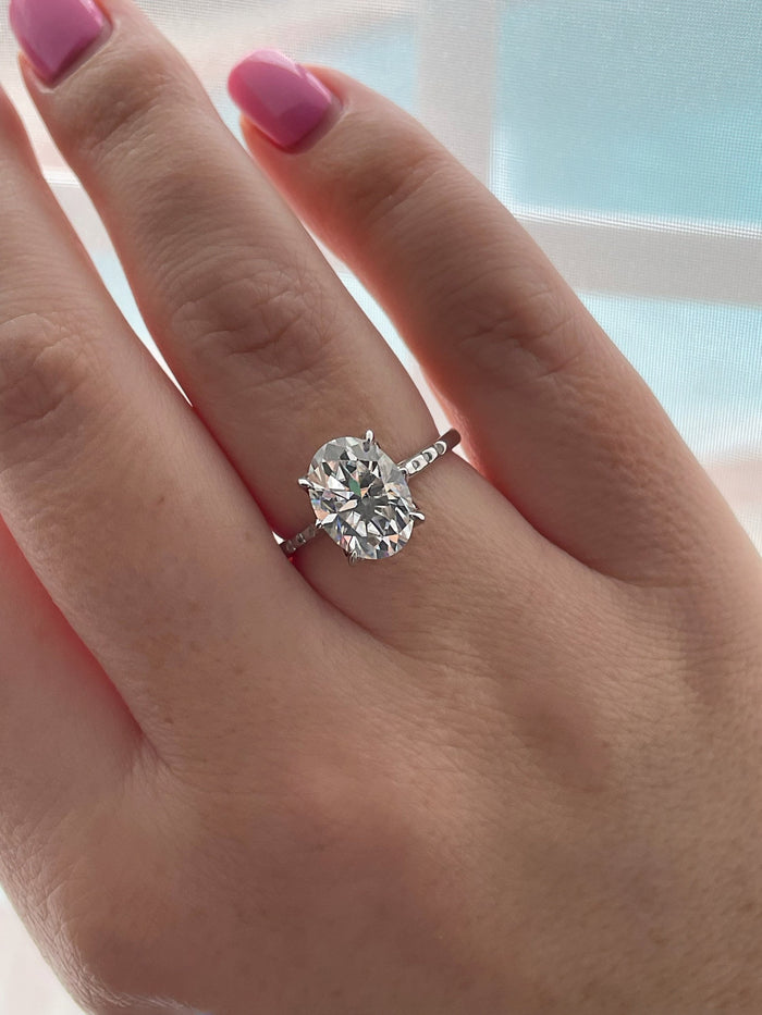 Sterling Silver 925 engagement ring with 4CT (9mm*11mm) oval cut D color VVS Moissanite
