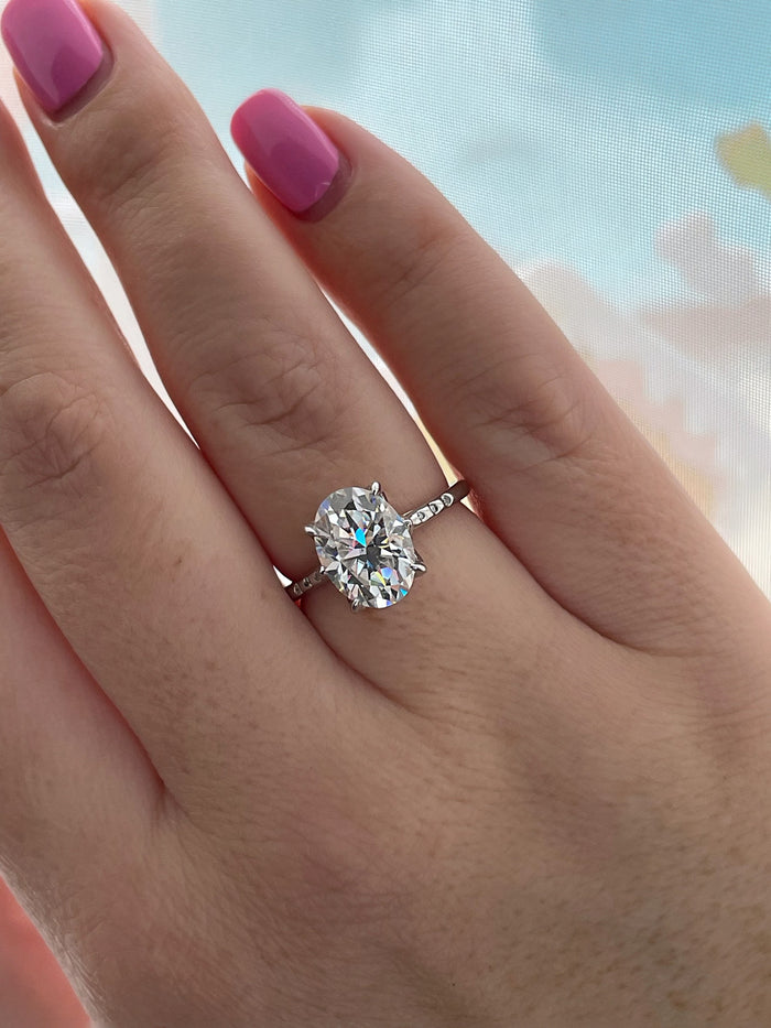 Sterling Silver 925 engagement ring with 4CT (9mm*11mm) oval cut D color VVS Moissanite