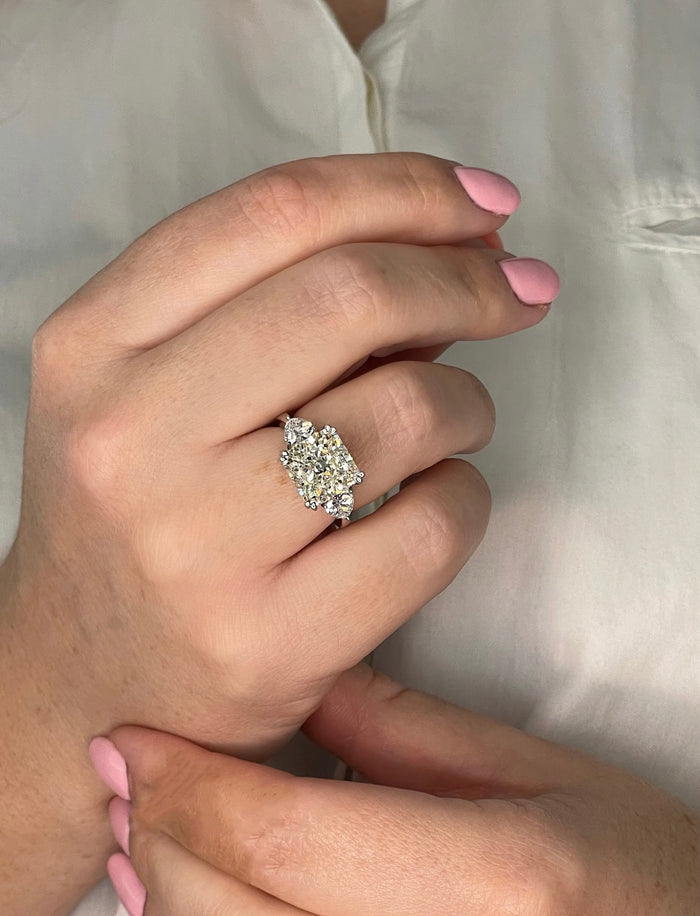 Sterling Silver 925 engagement ring with 5CT crushed ice square radiant cut simulated diamond