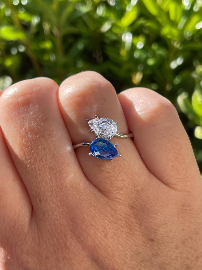 Sterling Silver 925 Toi et Moi engagement Ring with crushed ice blue sapphire