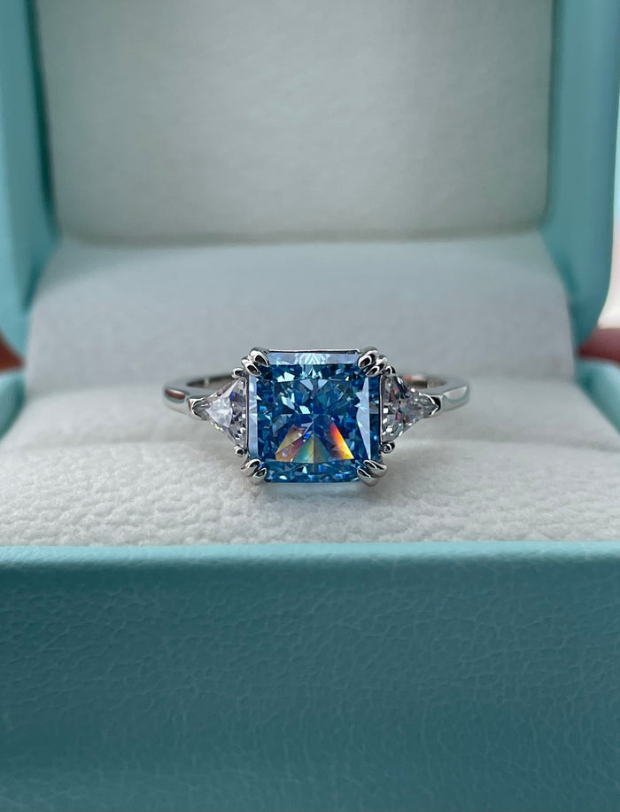 The Joy. Sterling Silver 925 ring with blue topaz crushed ice simulated diamond
