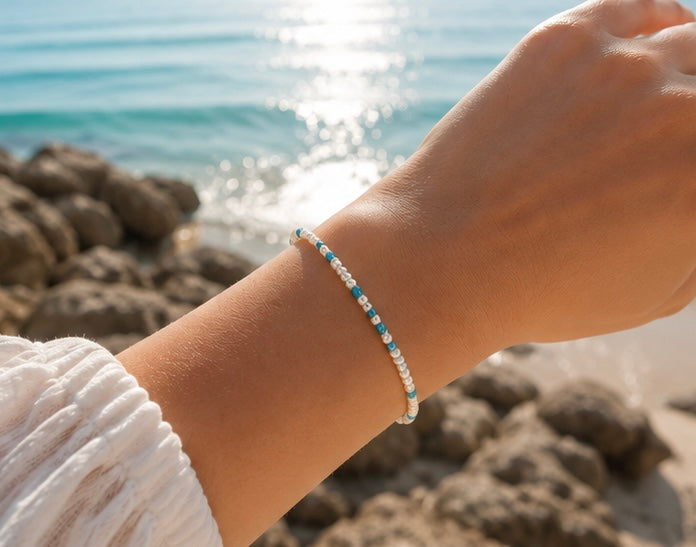 Rice Pearl and Apatite gemstone  bead adjustable bracelet