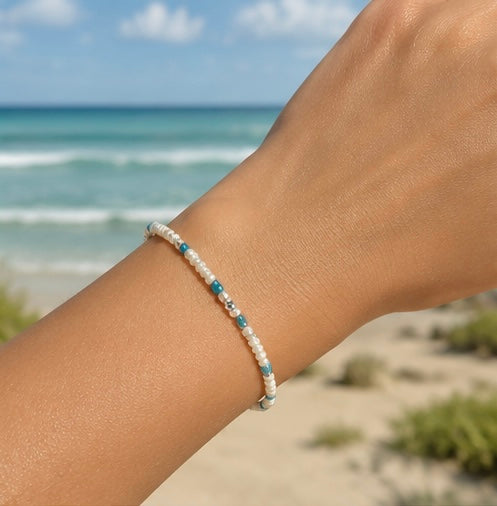 Rice Pearl and Apatite gemstone  bead adjustable bracelet