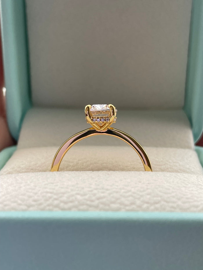 Yellow gold over Sterling Silver 925 , Gold Vermeil Engagement Ring with 2CT oval cut simulated diamond and hidden halo